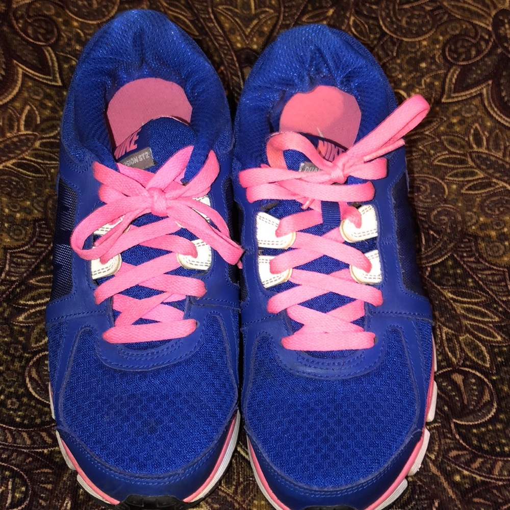 NIKE| Dual Fusion ST2